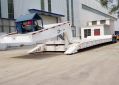 Detachable gooseneck low-bed semi-trailer